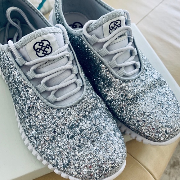 Daisy Fuentes Shoes Silver Glitter Tennis Shoes Poshmark